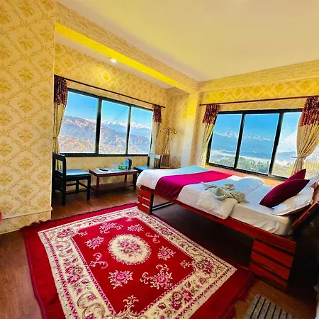 Hotel Mountain Mirror